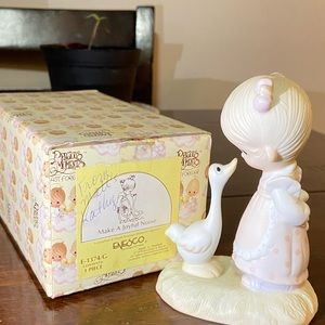 Precious moments make a joyful noise figuring original 21